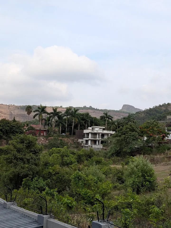 7 BHK- THE KING PALACE